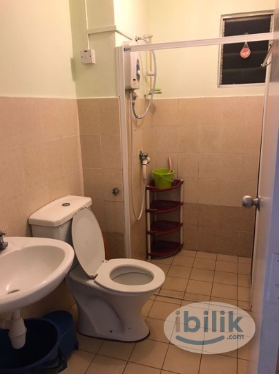 Single Room at Koi Tropika, Puchong - Image 1