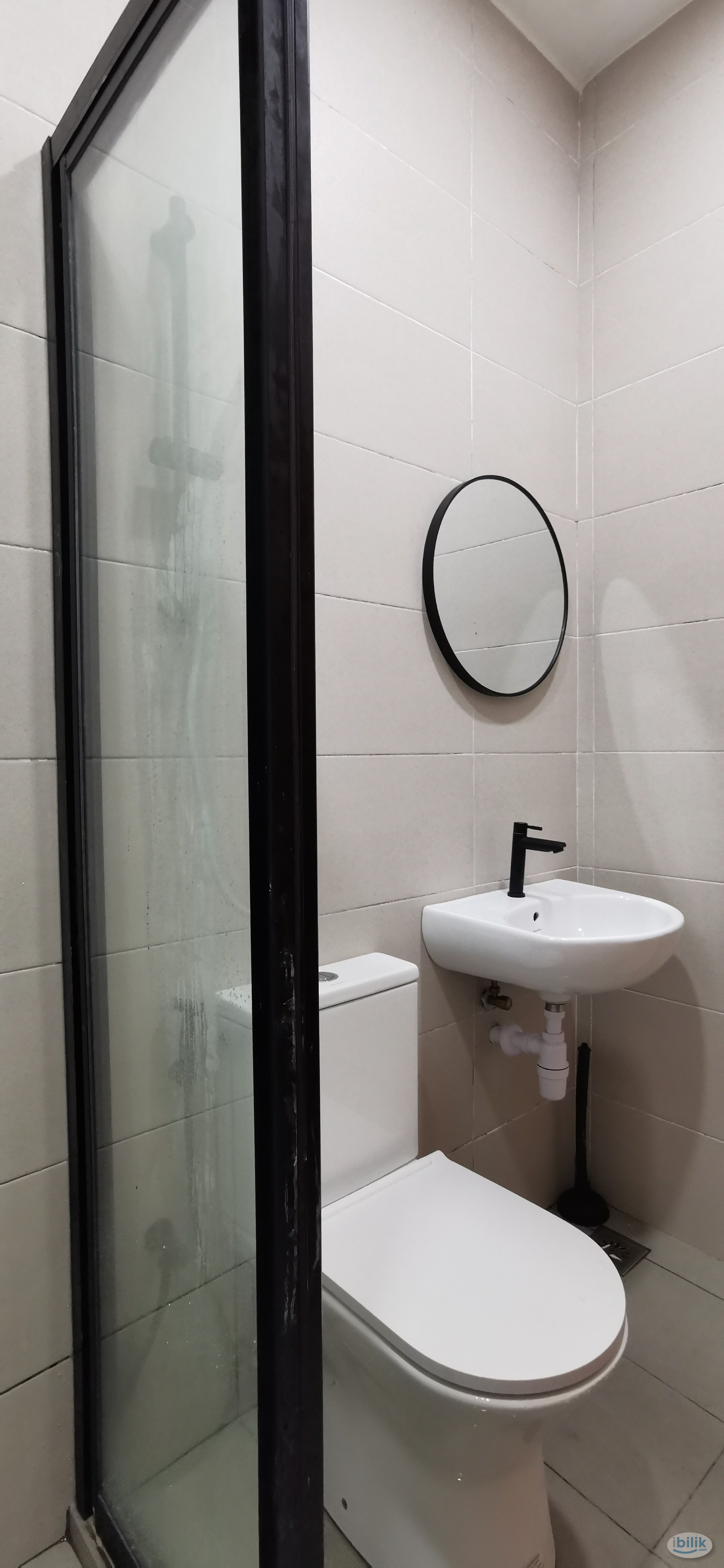 Single Room Fully Furnished - Image 4