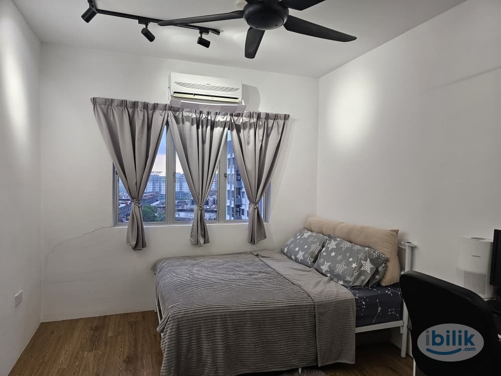 AIRCON Master Room Include All Utilities Sungai Long UTAR - Image 1