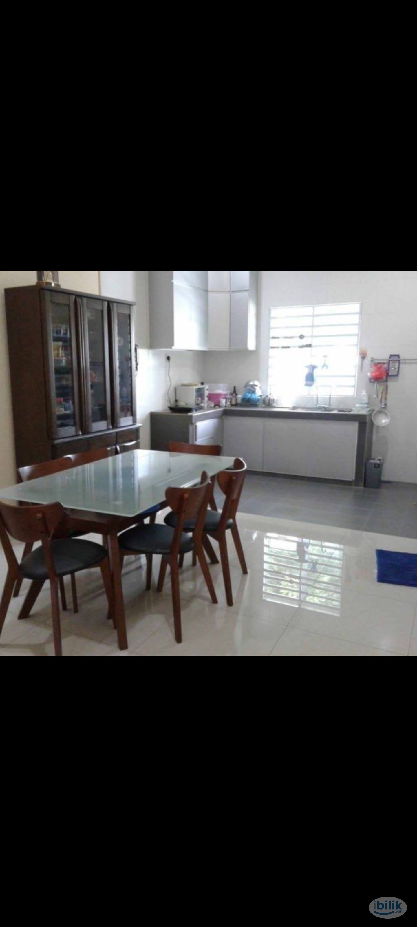 Middle Room at Ipoh, Perak - Image 3