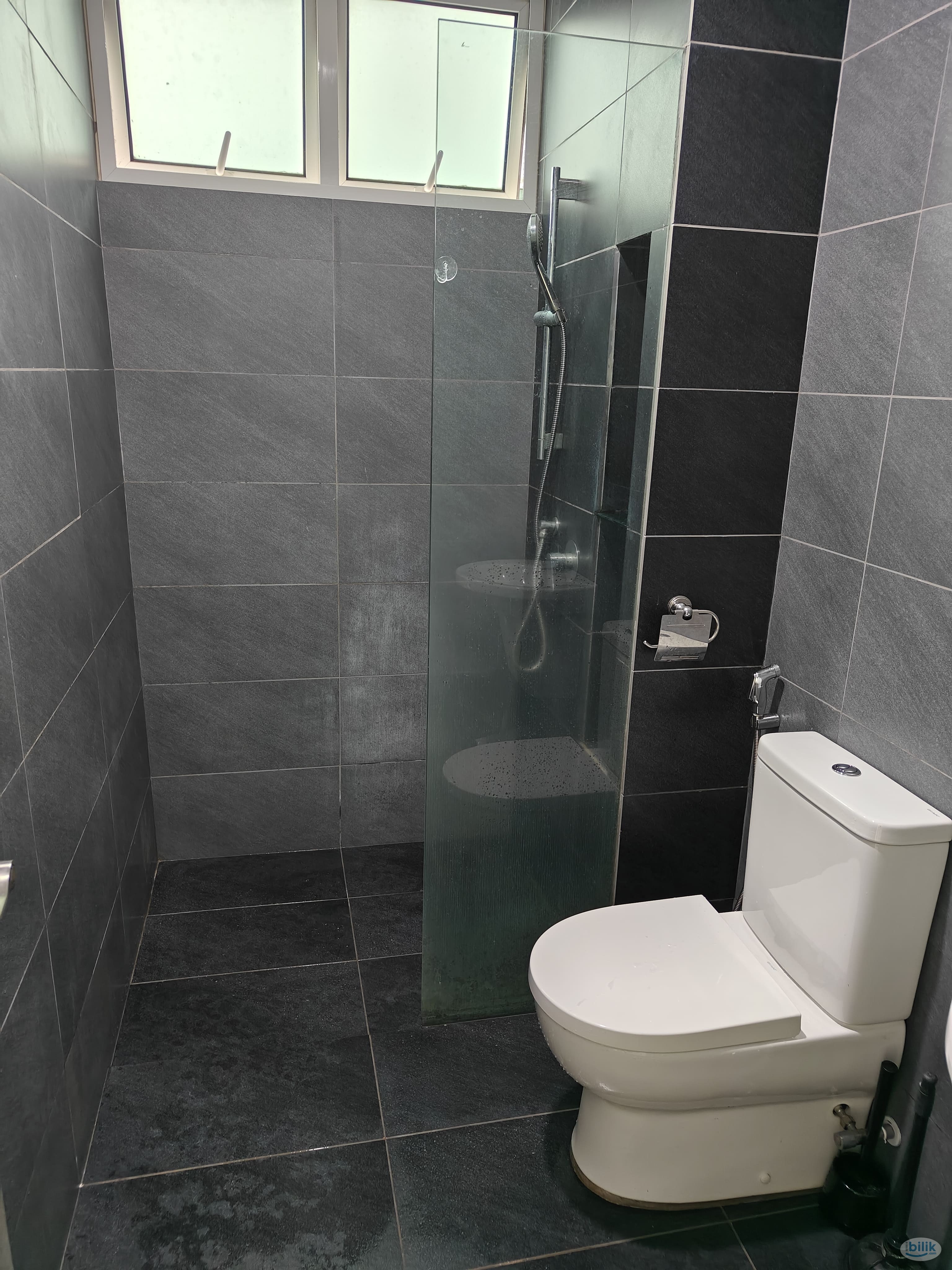 Master Room at Setia Pinnacle, Sungai Ara - Image 3