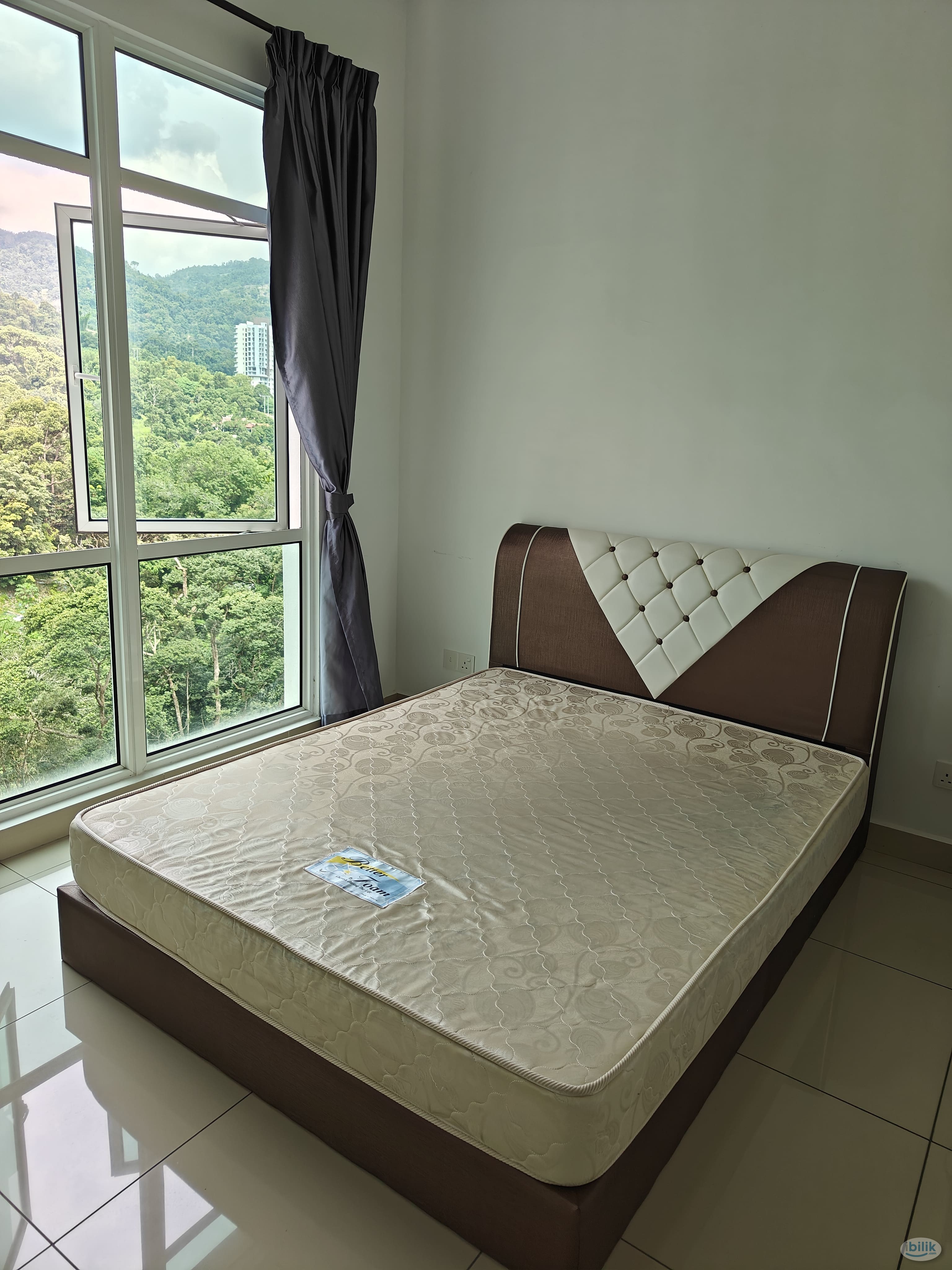 Master Room at Setia Pinnacle, Sungai Ara - Image 4