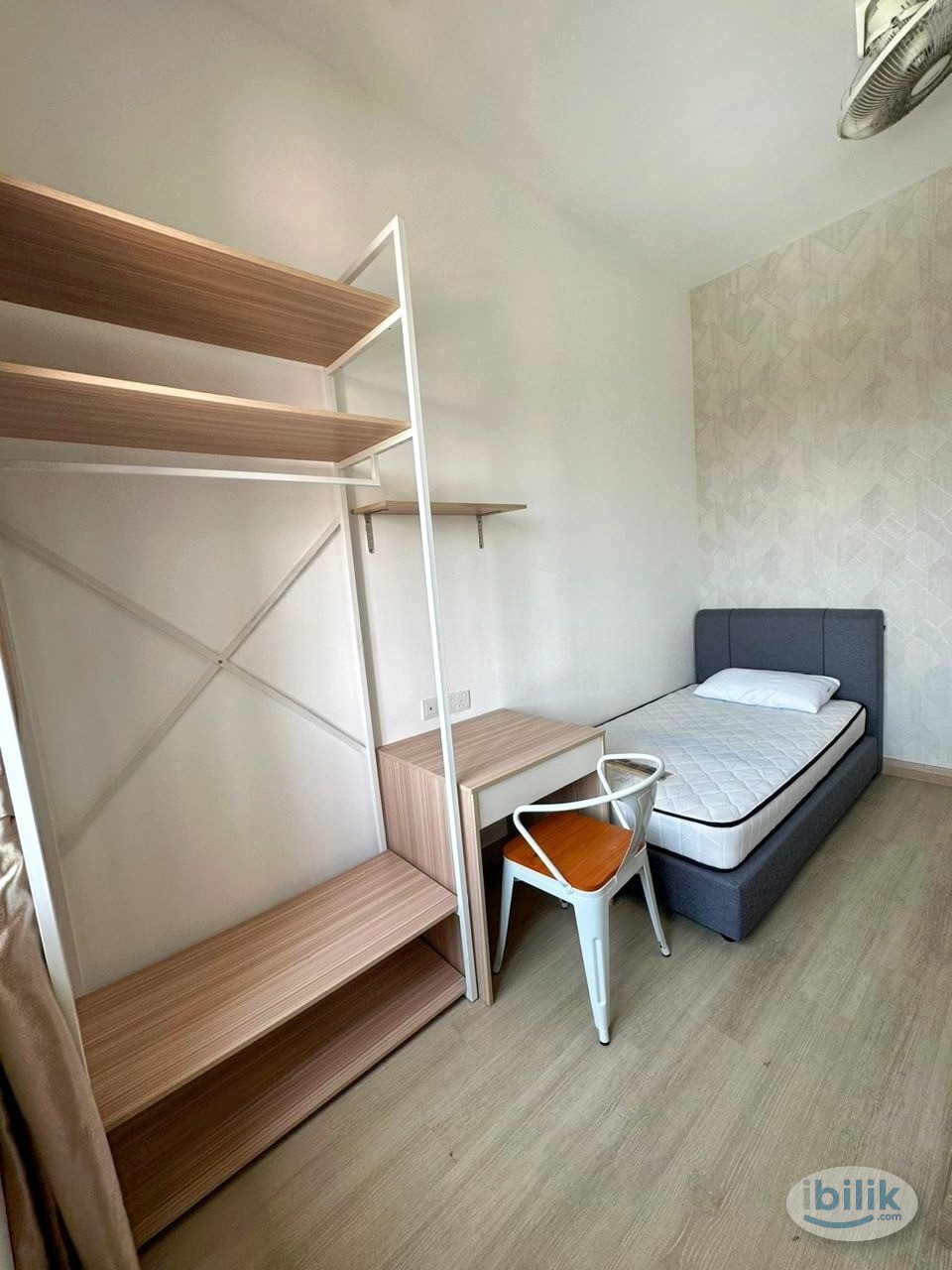 Middle Room at SS13 Subang Jaya, Selangor - Image 1