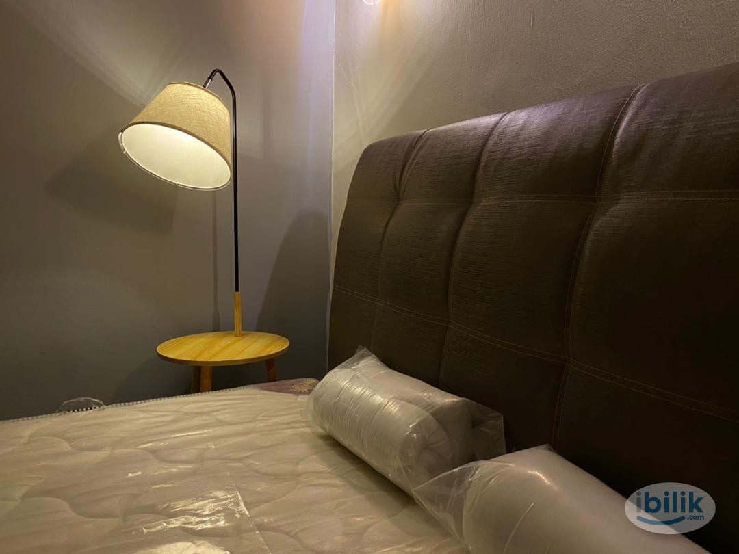 Middle Room at Pacific Place, Ara Damansara - Image 2
