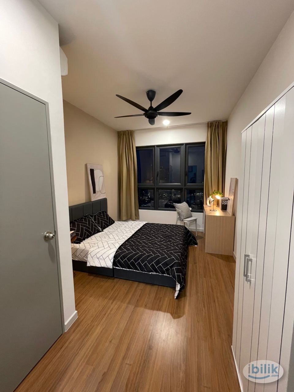 Master Room at M Vertica KL City Residences, Cheras - Image 1
