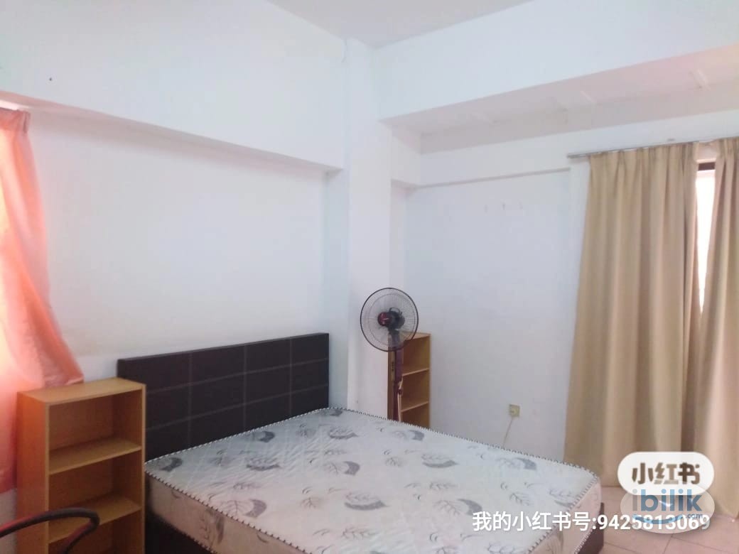 Master Room at Evergreen Park, Bandar Sungai Long - Image 5