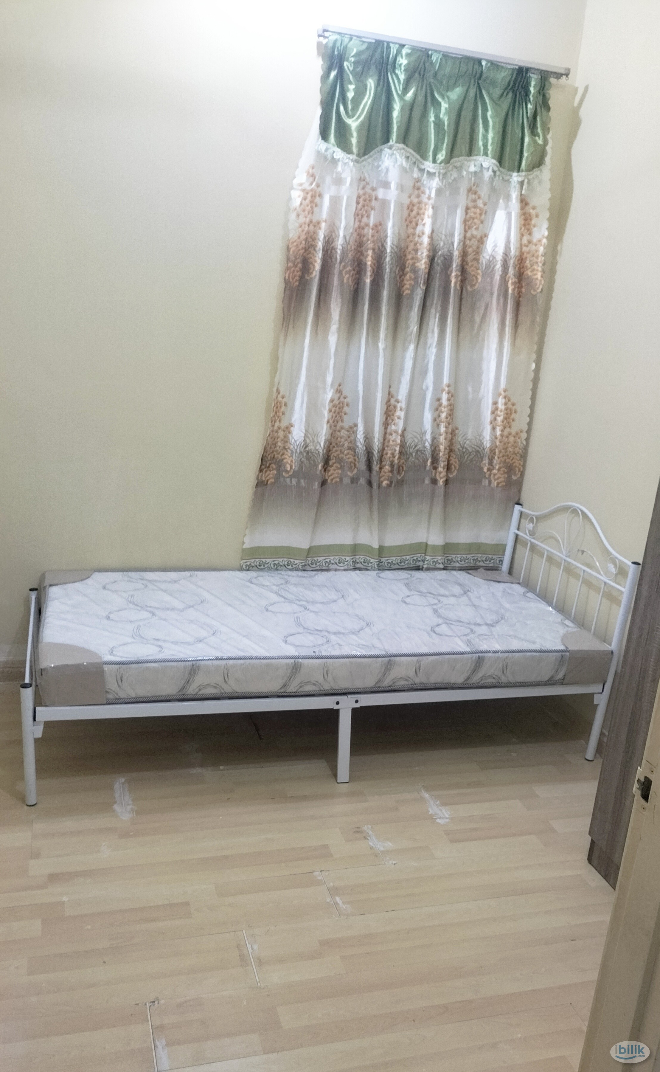 Spacious Single Room, Female Malay, PUTRA SURIA RESIDENT,2min CHERAS LRT - Image 1