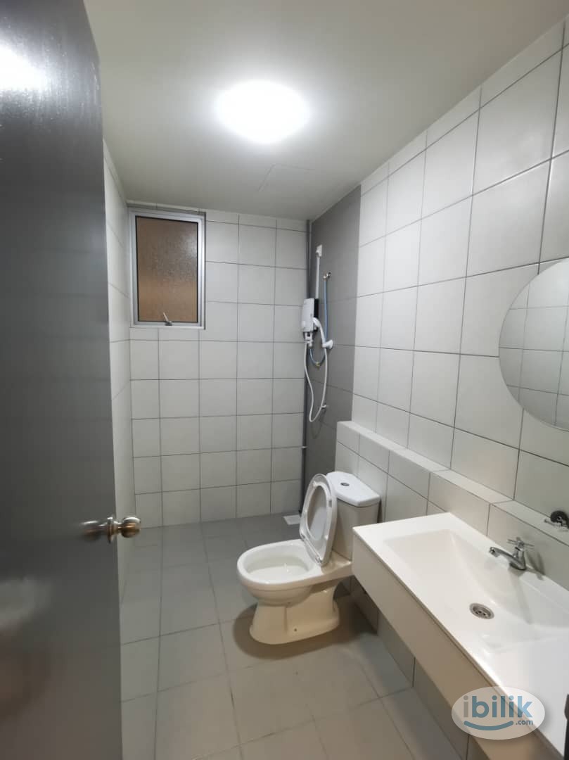 Master Room at Jalan Genting Klang, Setapak - Image 1