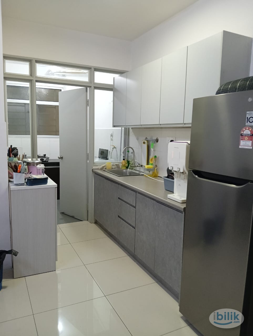 Master Room at Platinum Lake PV16, Setapak - Image 4
