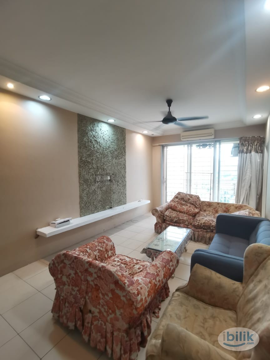 Middle Room at Platinum Lake PV10, Setapak - Image 1