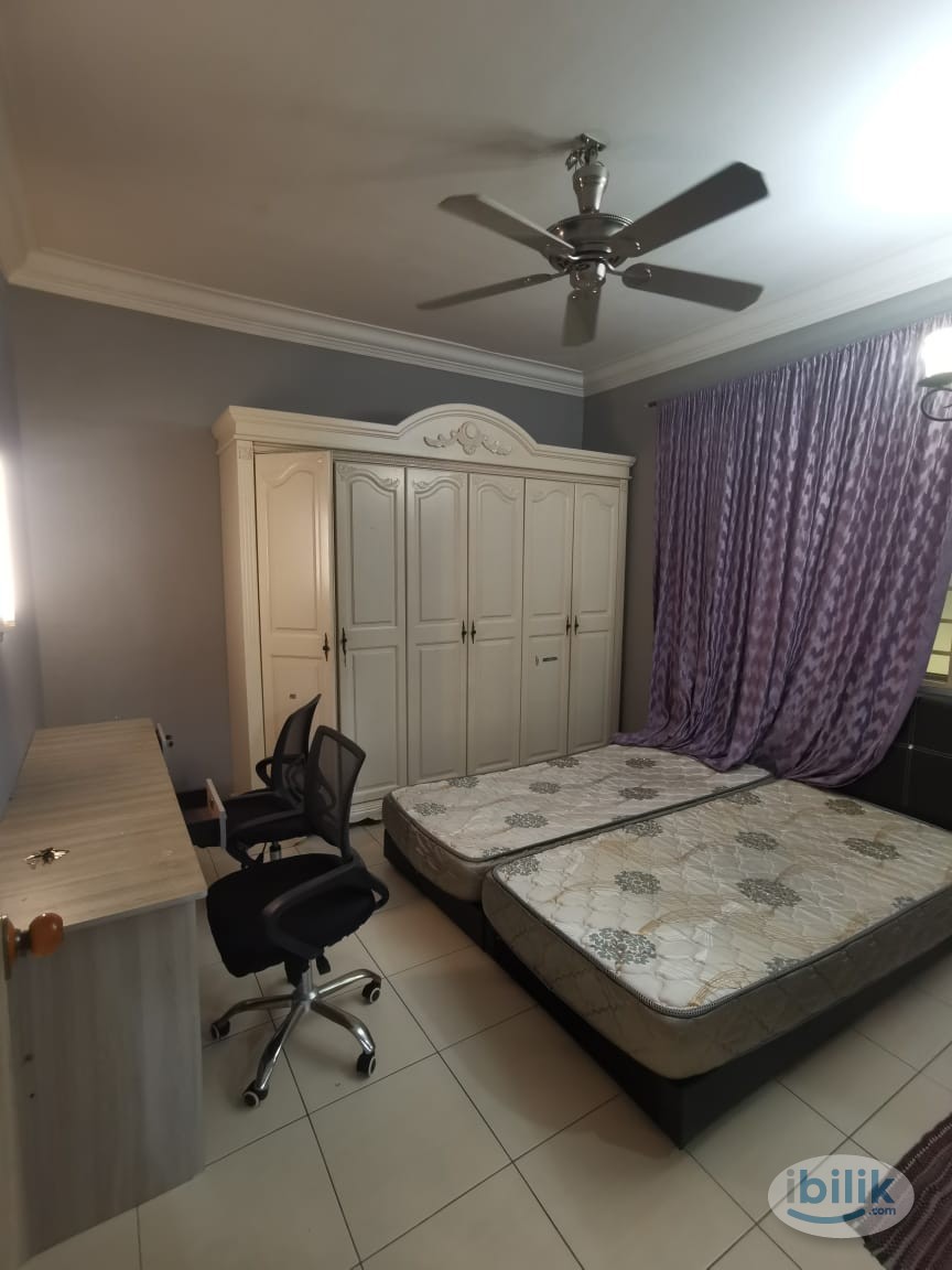 Middle Room at Platinum Lake PV10, Setapak - Image 2