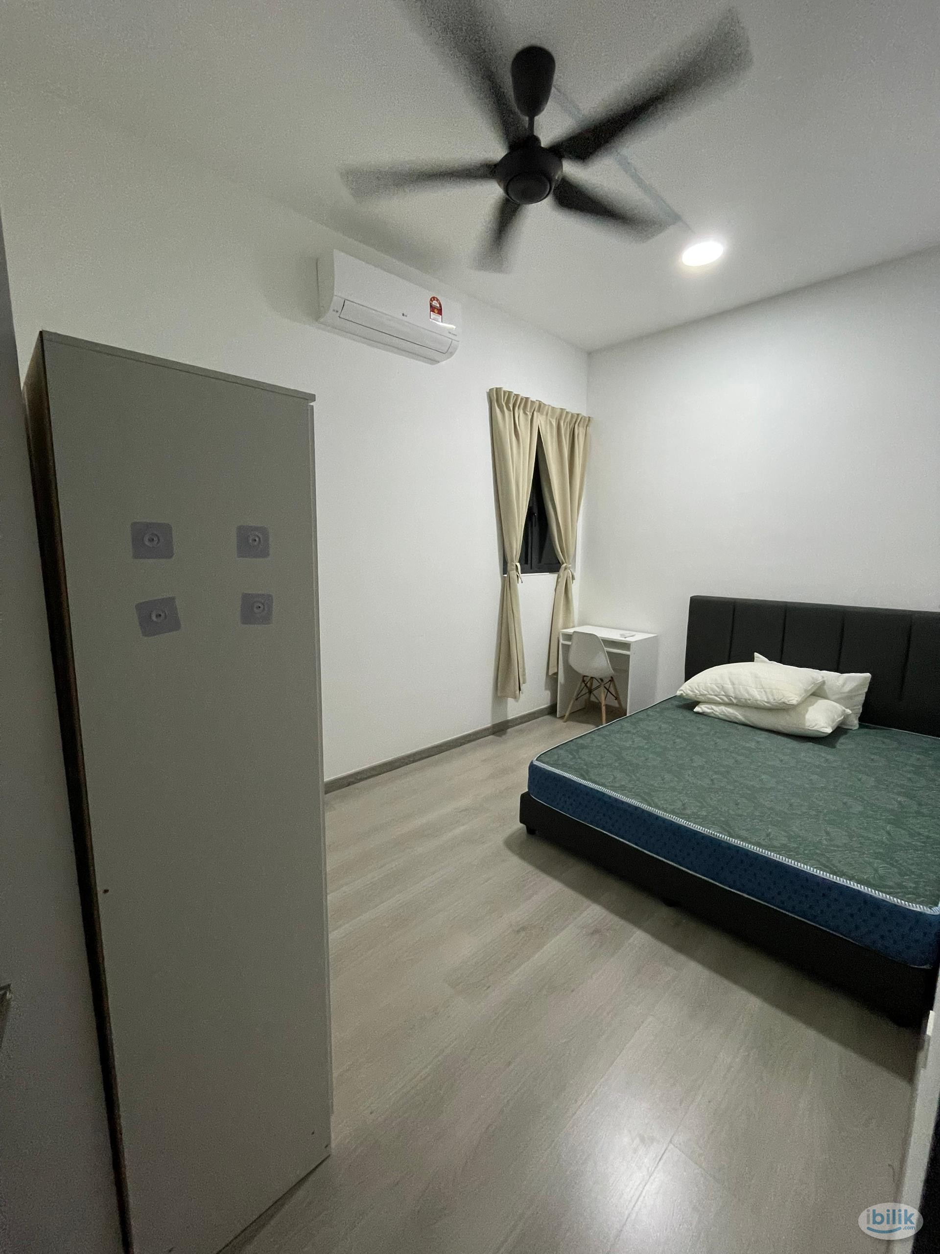 Middle Room at The Hermington, Kuchai Lama - Image 1