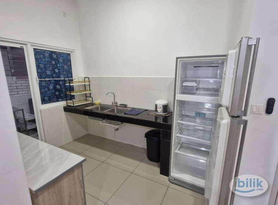 Middle Room at Saville @ D'Lake, Puchong - Image 4