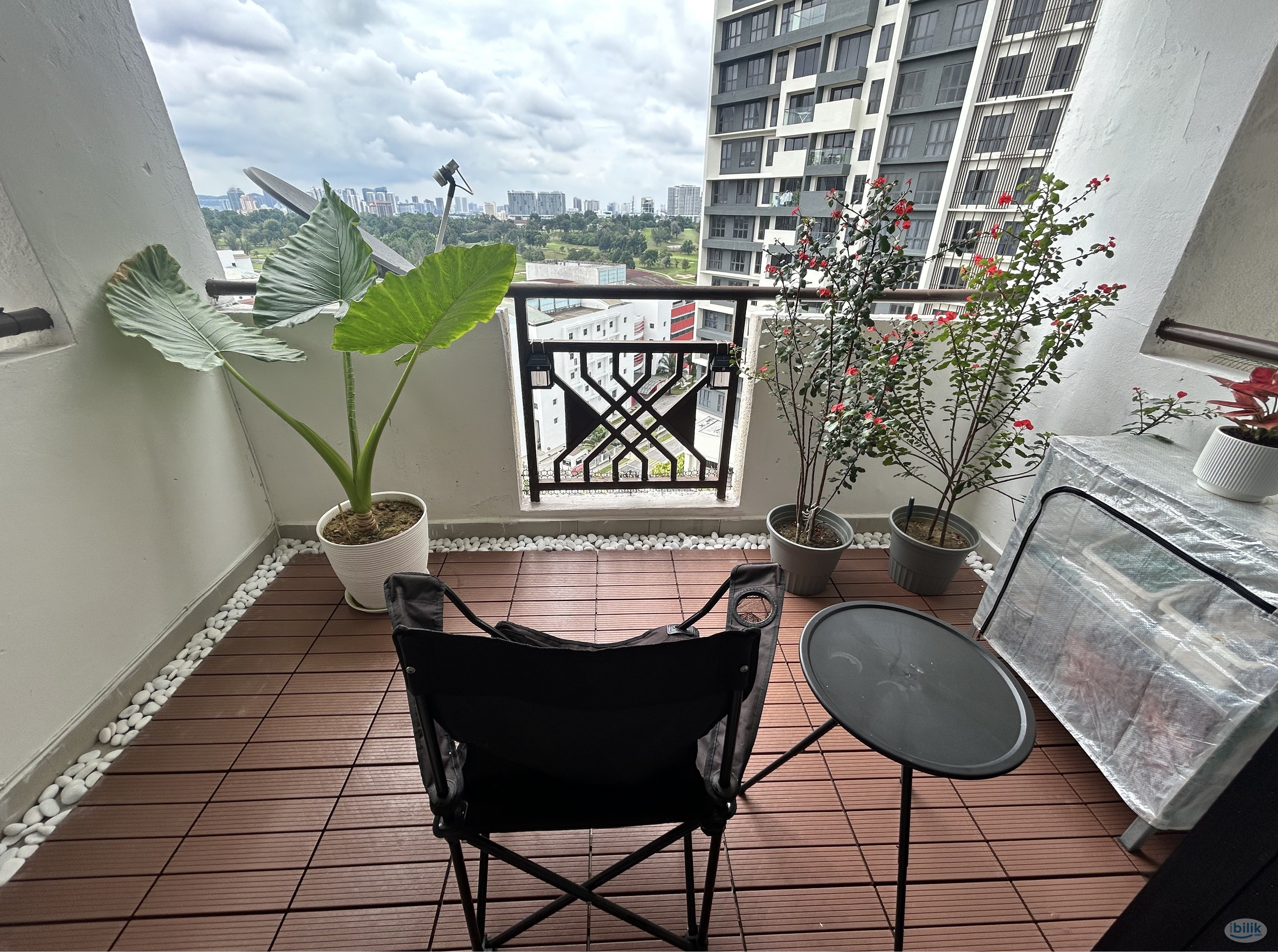 Middle Room at Shang Villa, Kelana Jaya - Image 3