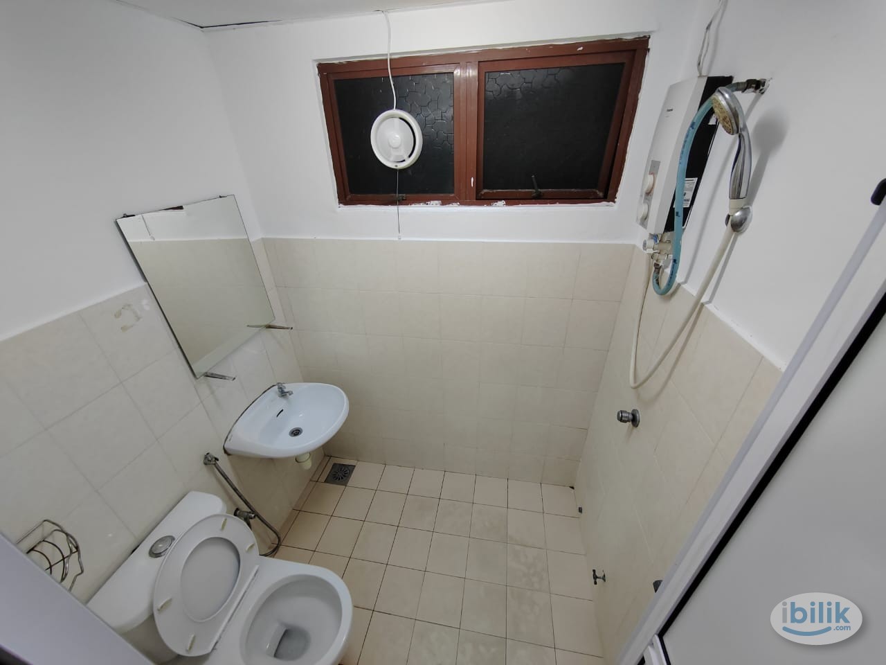 Single Room at Palm Spring, Kota Damansara - Image 4