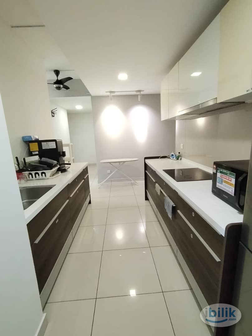 Middle Room at D'Sara Sentral - Serviced Apartment, Shah Alam - Image 3