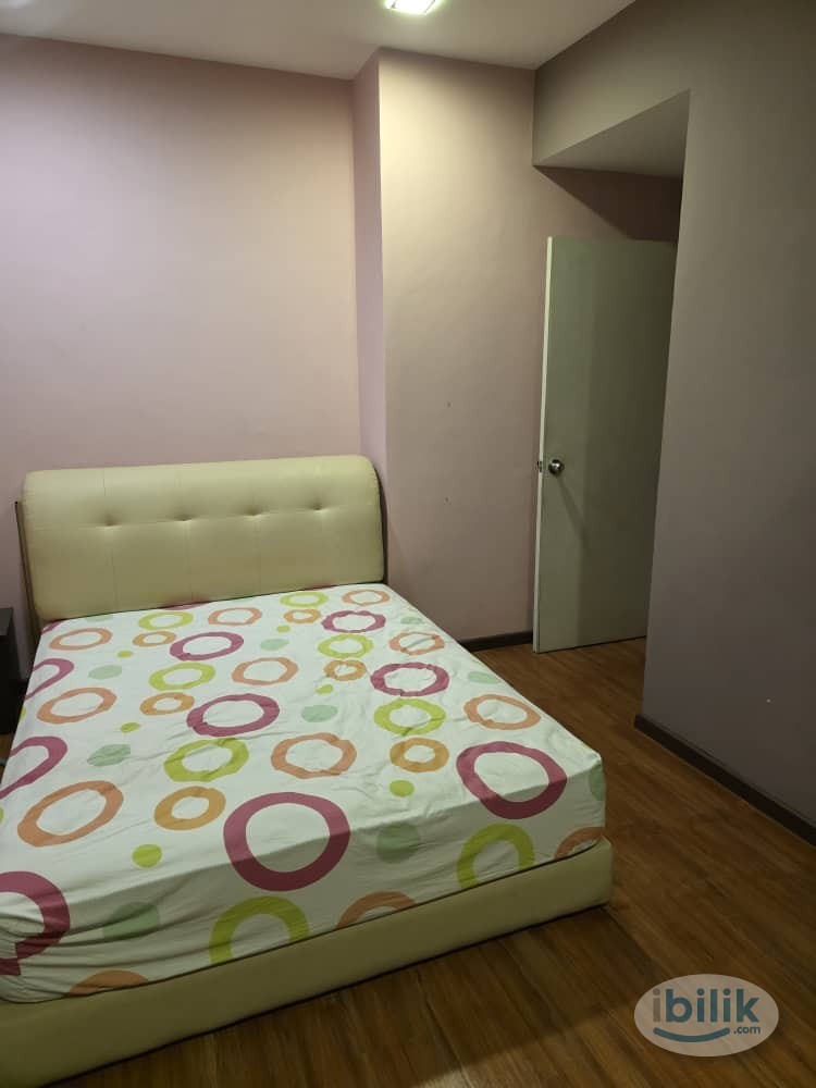 Middle Room at Klang, Selangor - Image 1