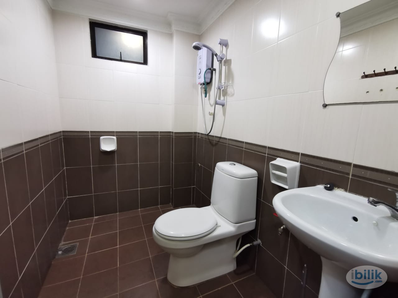 Exclusive Fully Furnished Medium Room @ Sunway Court Pjs 7 [Prefer Female] - Image 5