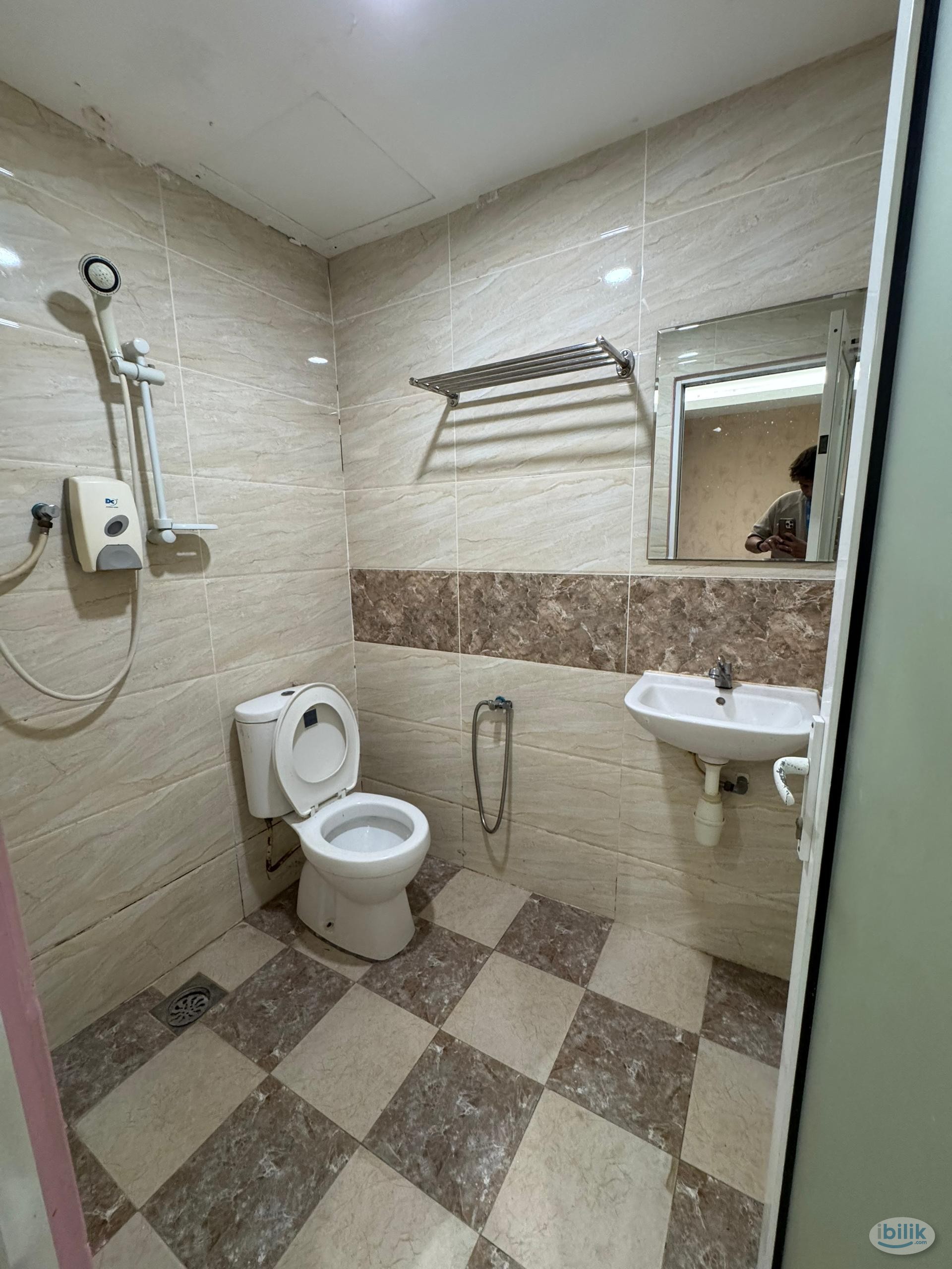 💭Budget Room at PJS 8, Bandar Sunway📍 0 Deposit✅ - Image 2