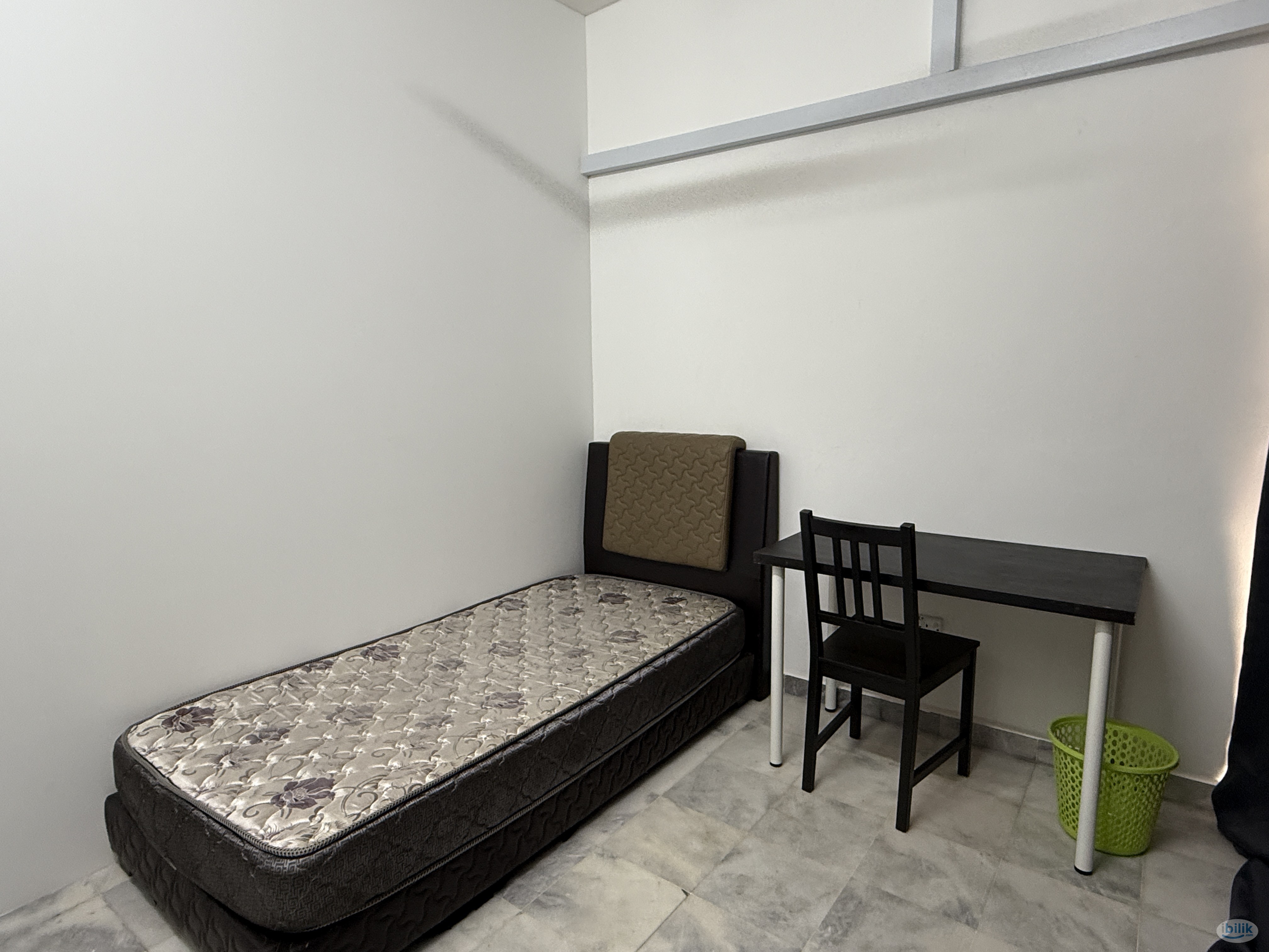 Single Room at Taman Daya, Tebrau - Image 1
