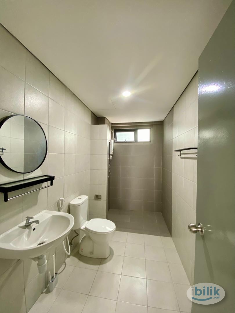 Single Room at Landmark I, Bandar Sungai Long - Image 3