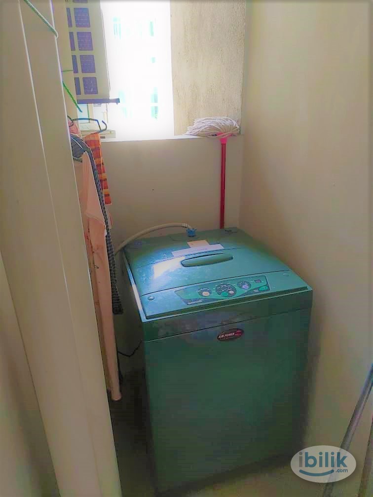 *Female* Master Room at Pacific Place, Ara Damansara - Image 5