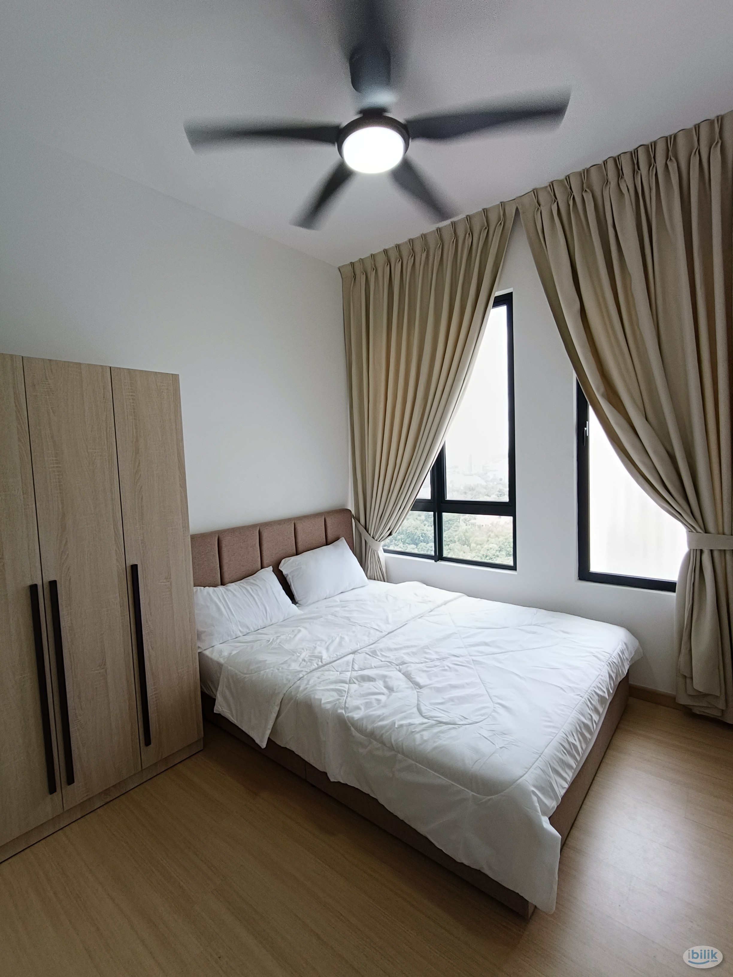 Middle Room at You City 3 Direct Cover Link Bridge To MRT Taman Suntex - TRX / KLCC / Bukit Bintang - Image 1