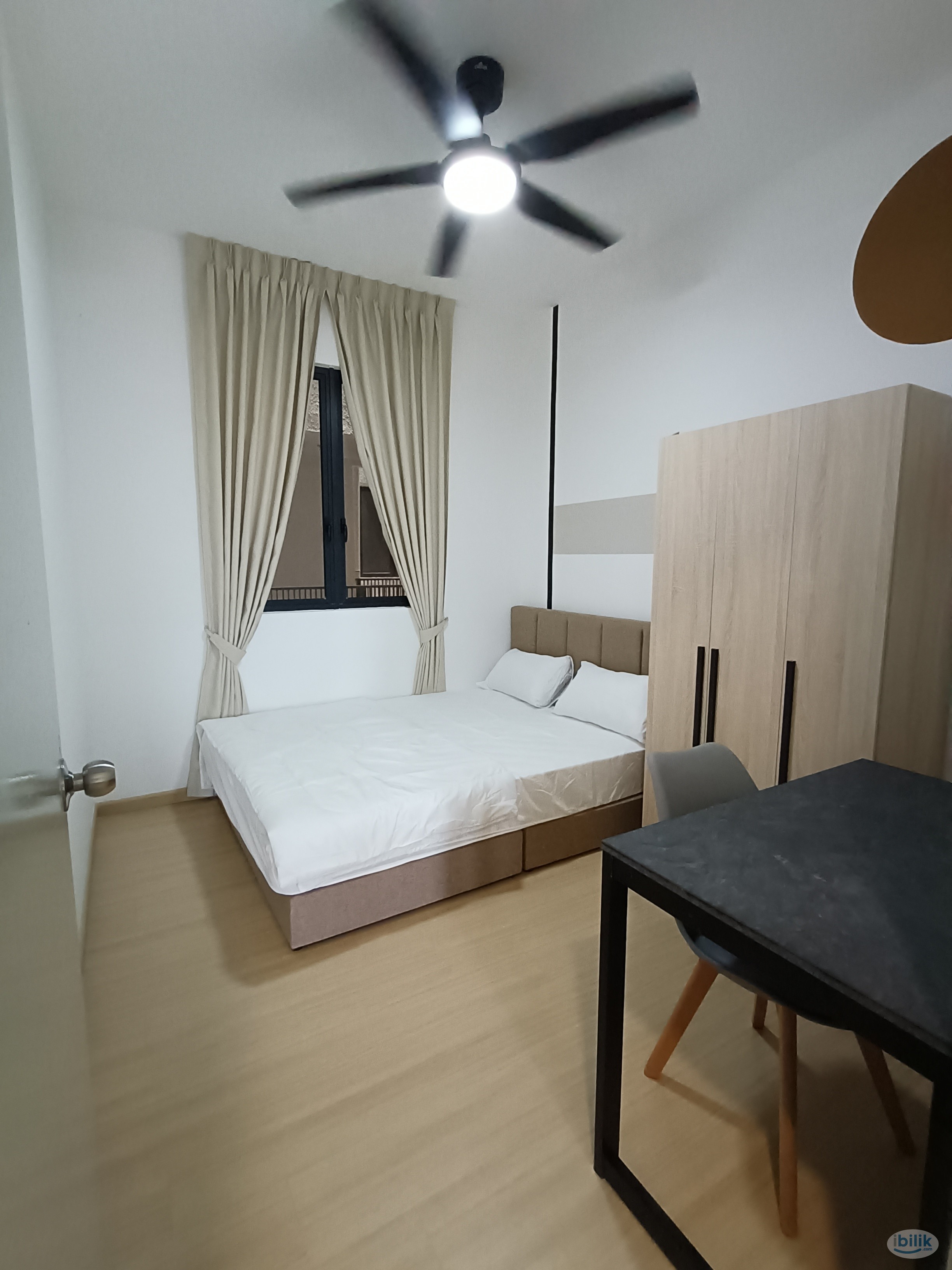 Middle Room at You City 3 Direct Cover Link Bridge To MRT Taman Suntex - TRX / KLCC / Bukit Bintang - Image 2