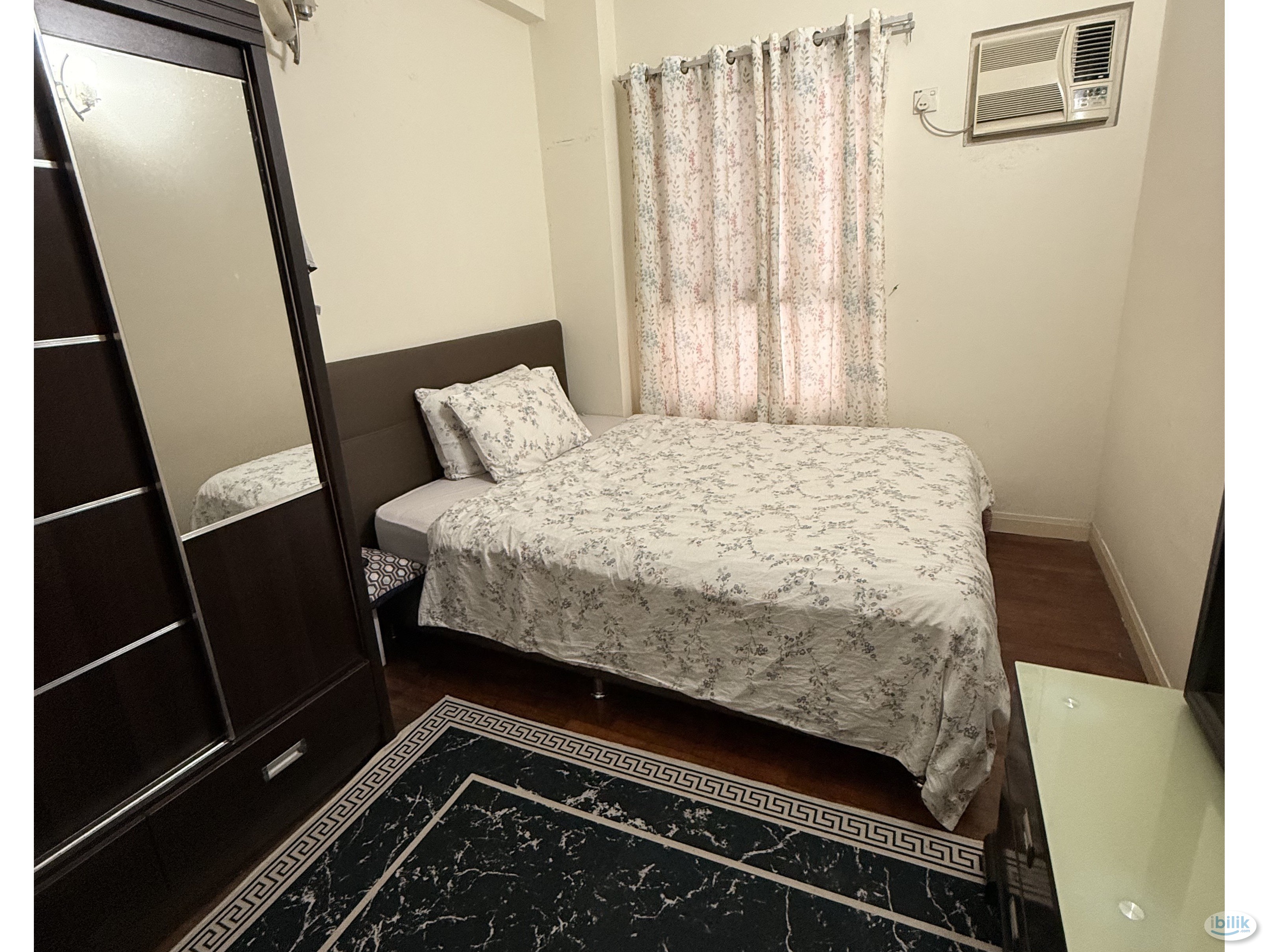 SERI MAYA FEMALE ROOM - Image 1