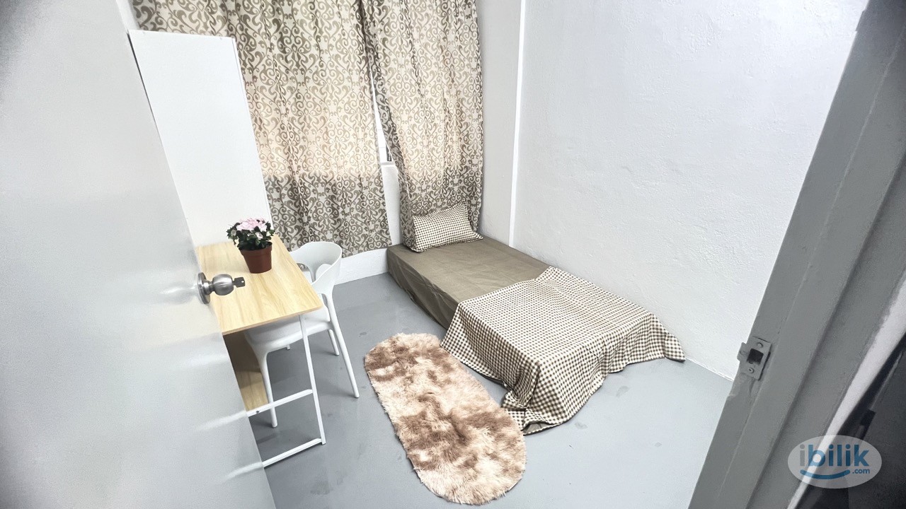 Female Unit ROOM FOR RENT AT PAYA TERUBONG 🏡 - Image 3