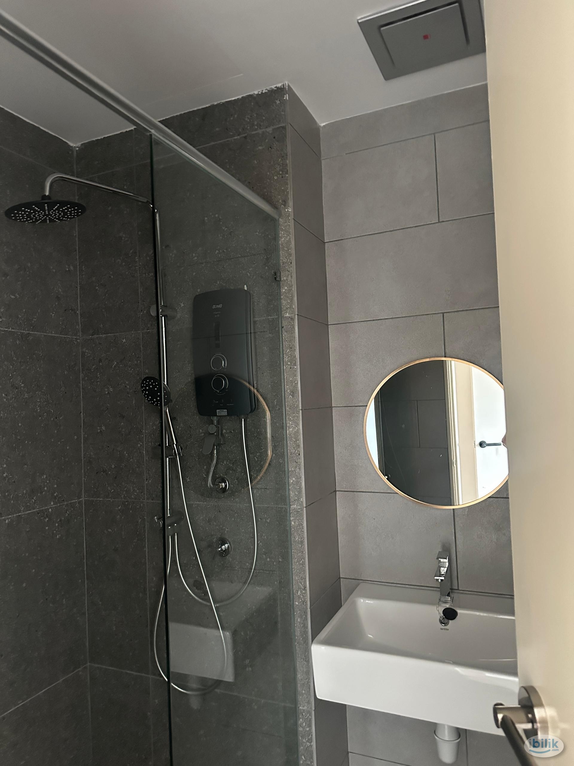 Single Room at Meta Residences Putra Permai, Seri Kembangan - Image 3
