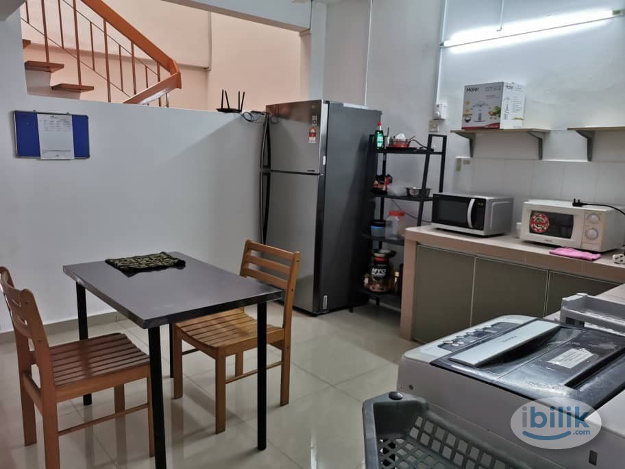 SS15 house facing Subang Jaya LRT / KTM station – own bath, furnished room posted by owner - Image 2