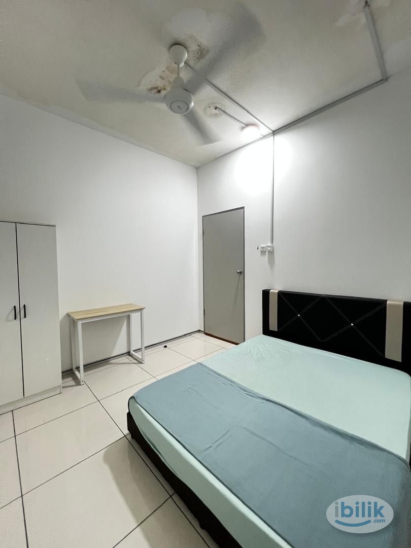 🏠 Medium Double Room for Rent @ Epic Residence, Larkin JB - Image 2