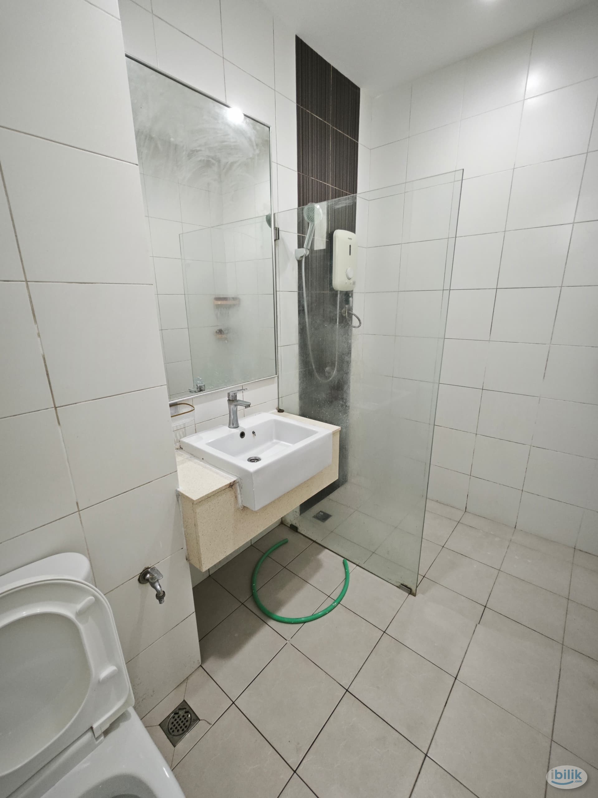 [Female unit] Master Room at Bayan Lepas, Penang - Image 5