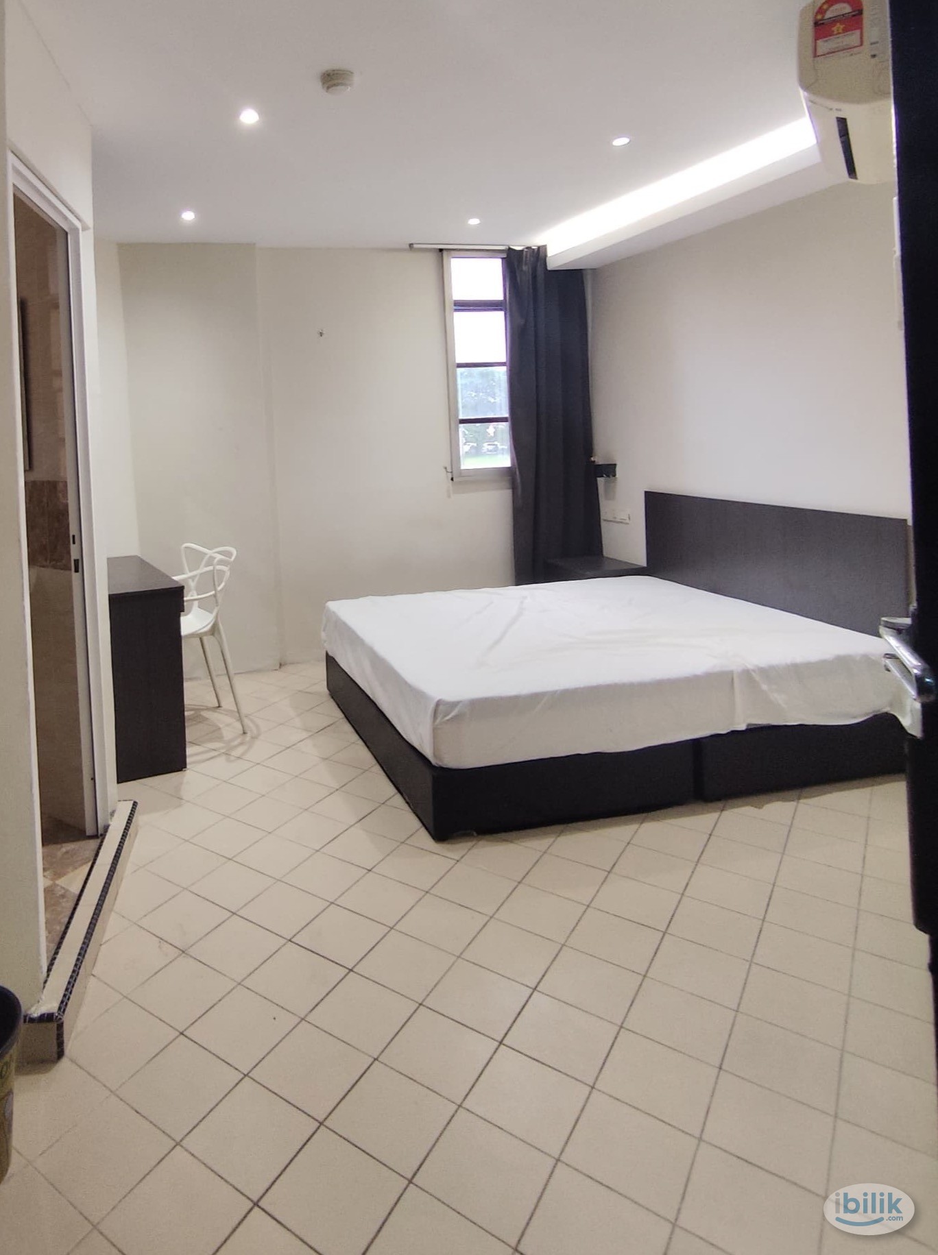 🚊 NEAR BRT MENTARI ‼️ 🤩 SPACIOUS ROOM WITH PRIVATE BATHROOM 🤩‼️ ZERO DEPOSIT - Image 1