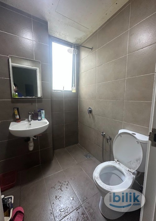 【Mix gender Master Room】Attached bathroom available on NOv - Image 2