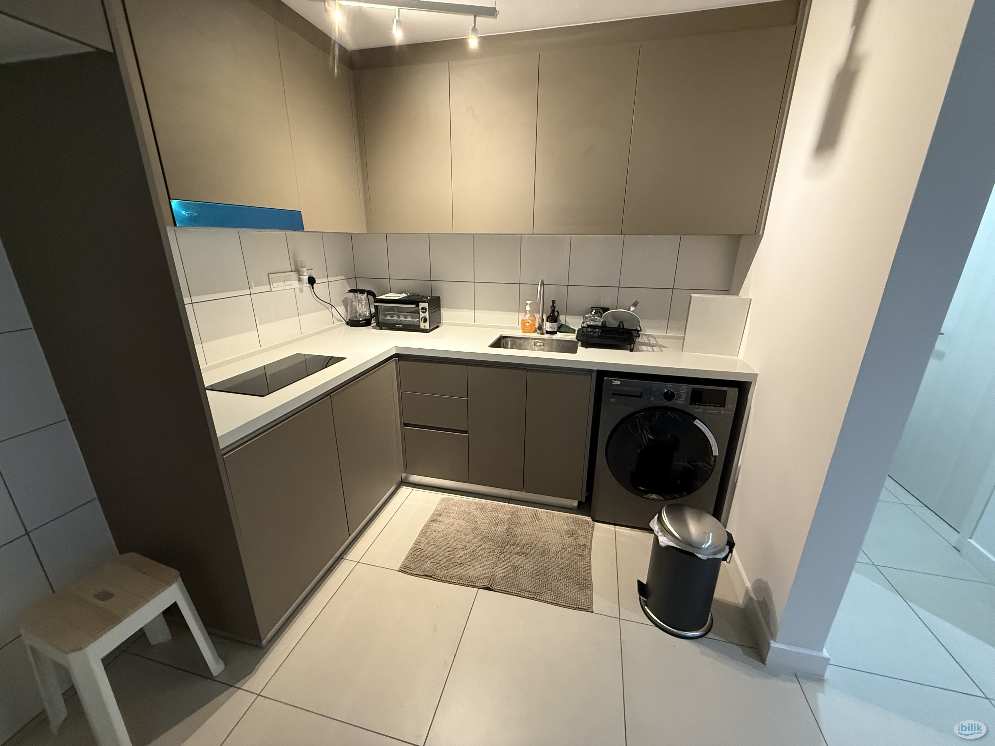 Rent - Image 4
