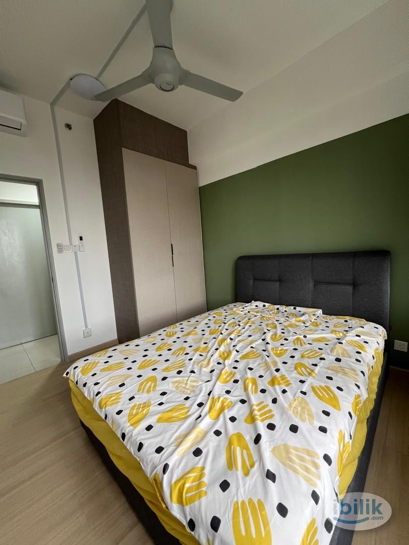 Middle Room at You City, Batu 9 Cheras - Image 1