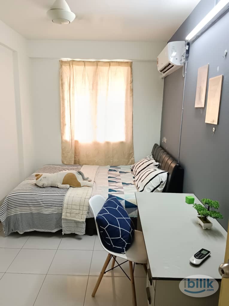 Medium room for rent Sri Saujana Aparment@Lebuh macallum@Georgetown - Image 1