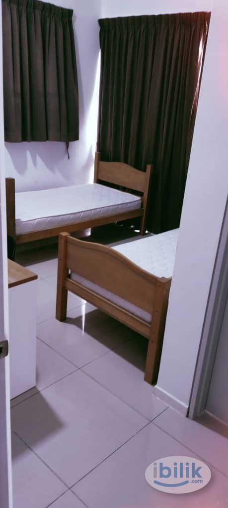 Nadayu 801 Middle Room with Private Bathroom For Rent, Brand New Unit, Near To Help University - Image 1