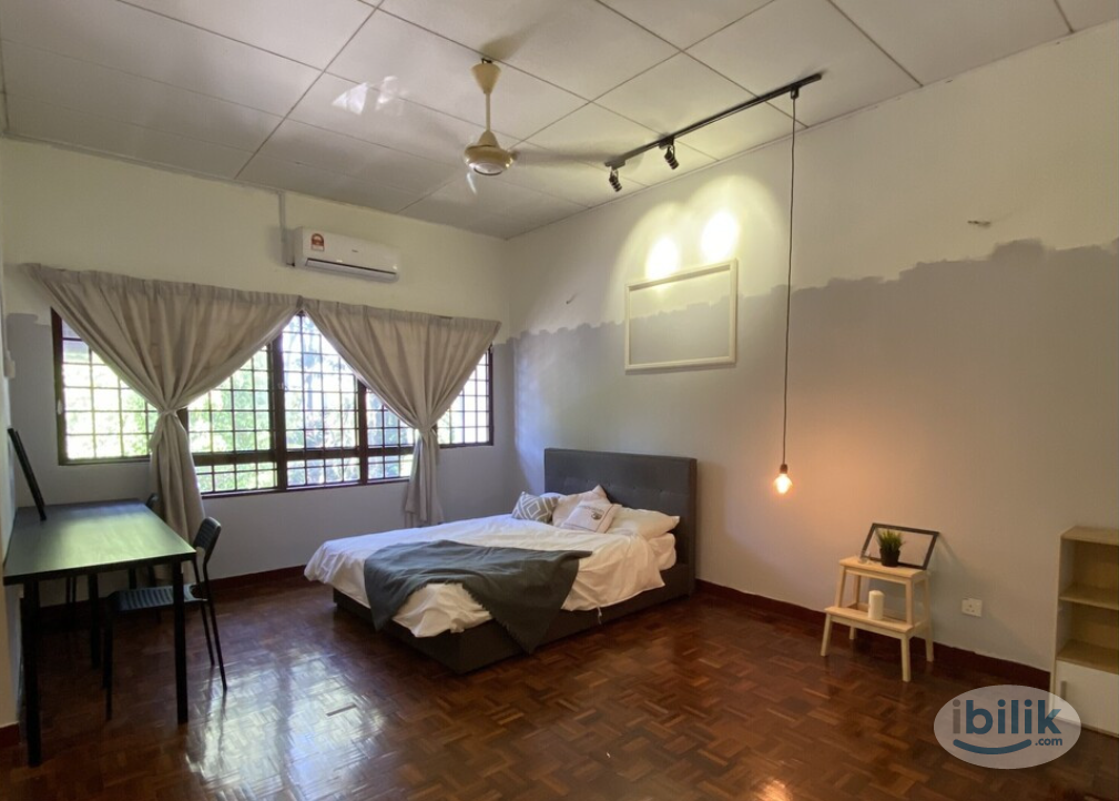 🏡🔥Medium Room To Rent🚆 Walk to MRT Bandar Utama 🏡🔥 - Image 1