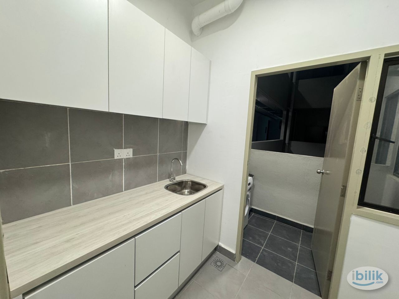 Youth City Room Rent - Image 2