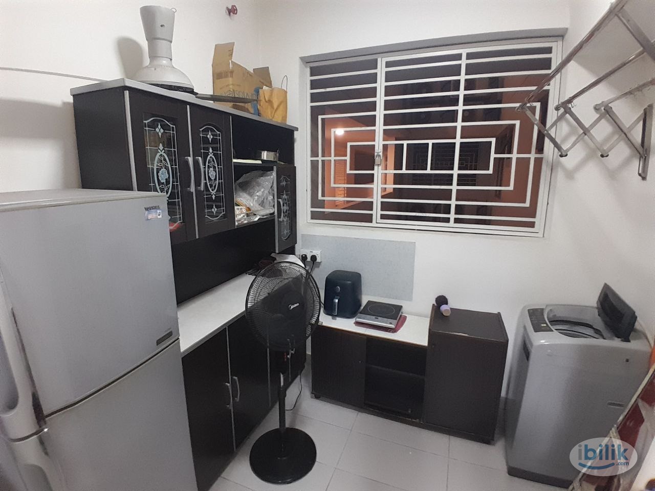 [Casa Green] Middle Room with Fans Near LRT, Pavilion Bukit Jalil, OUG, Sri Petaling - Image 4