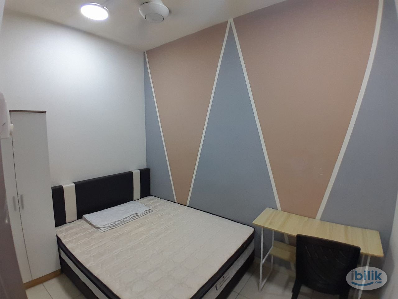[Casa Green] Middle Room with Fans Near LRT, Pavilion Bukit Jalil, OUG, Sri Petaling - Image 1