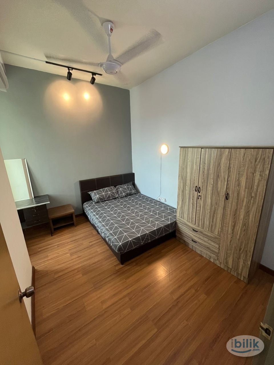 Middle Room at Impian Meridian, UEP Subang Jaya - Image 1