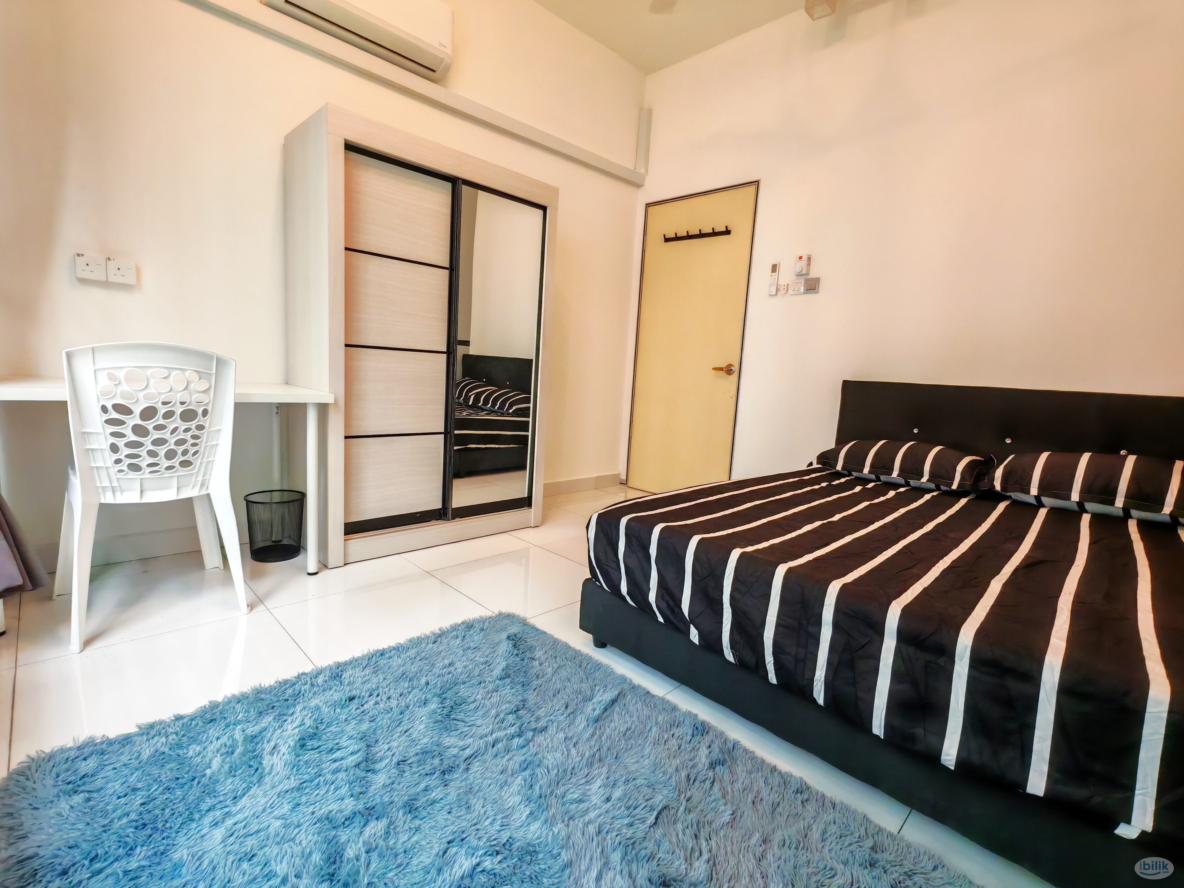 🔥Subang Spacious Middle Room💯5mins walk to LRT - Image 1