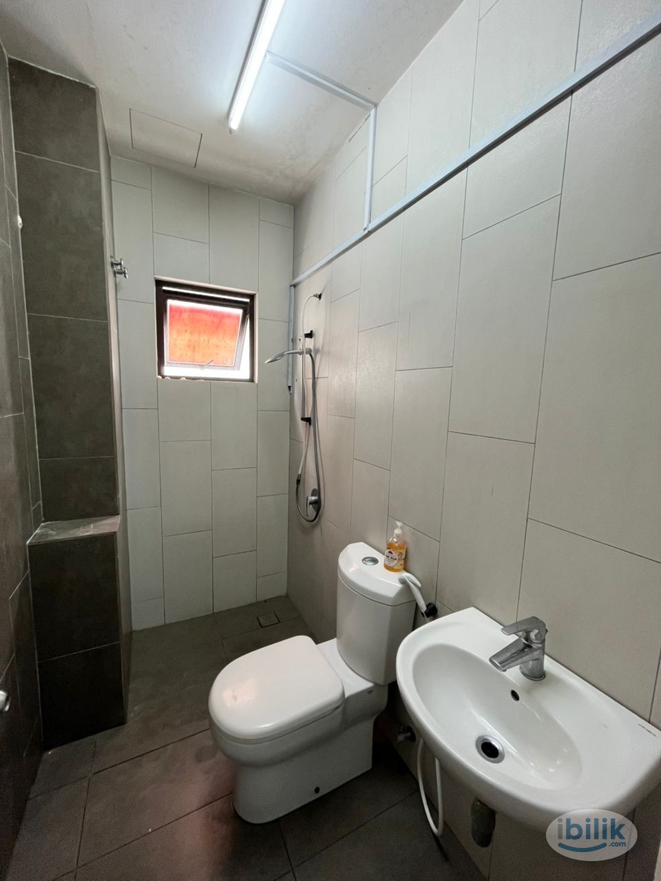 🔥LOW DEPOSIT🔥SETIA ALAM KLANG MIDDLE ROOM FOR RENT🏡Nearby Setia City Mall、Setia Taipan、NKVE、NIH📍 - Image 4