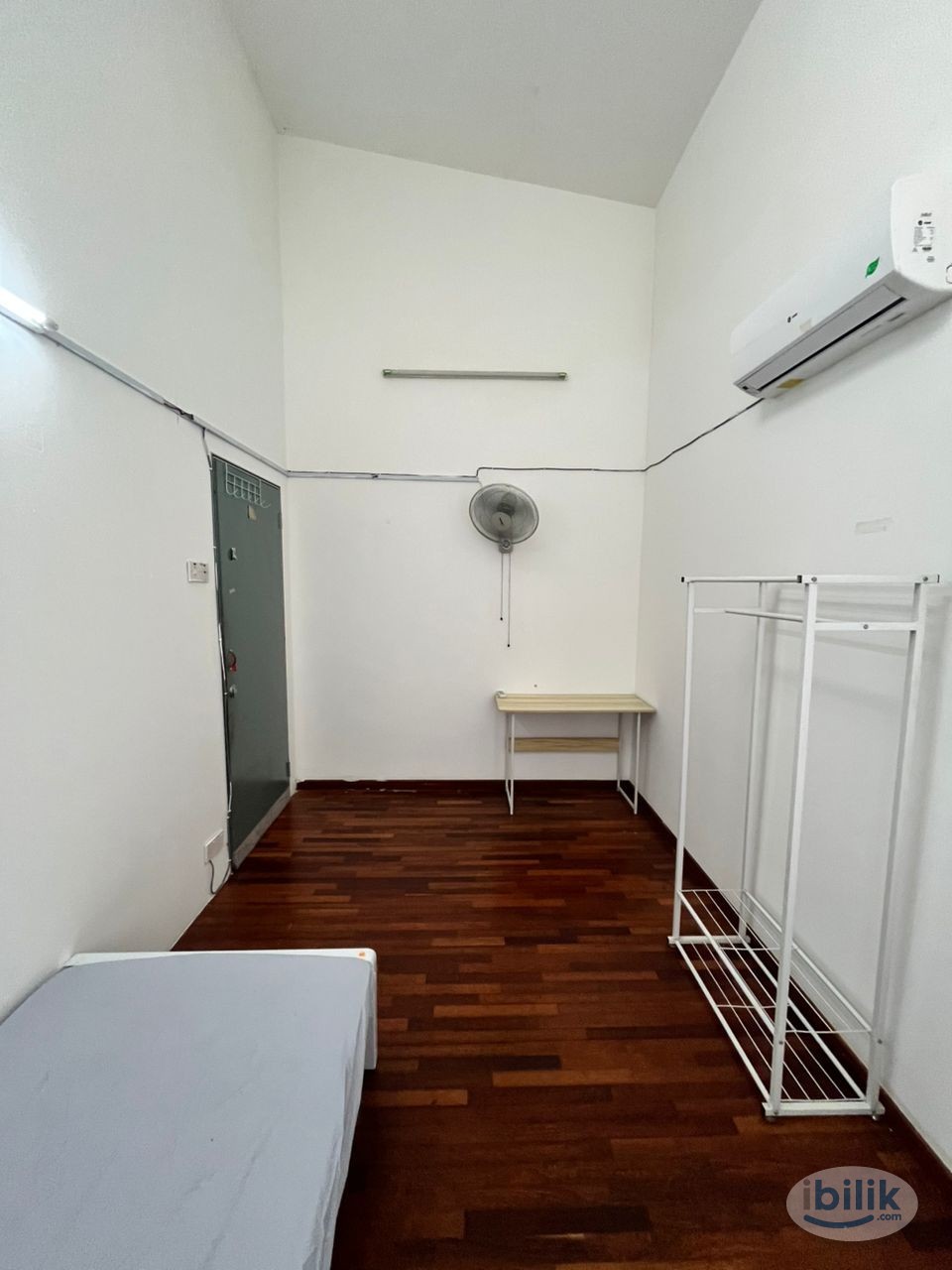 🔥LOW DEPOSIT🔥SETIA ALAM KLANG MIDDLE ROOM FOR RENT🏡Nearby Setia City Mall、Setia Taipan、NKVE、NIH📍 - Image 3