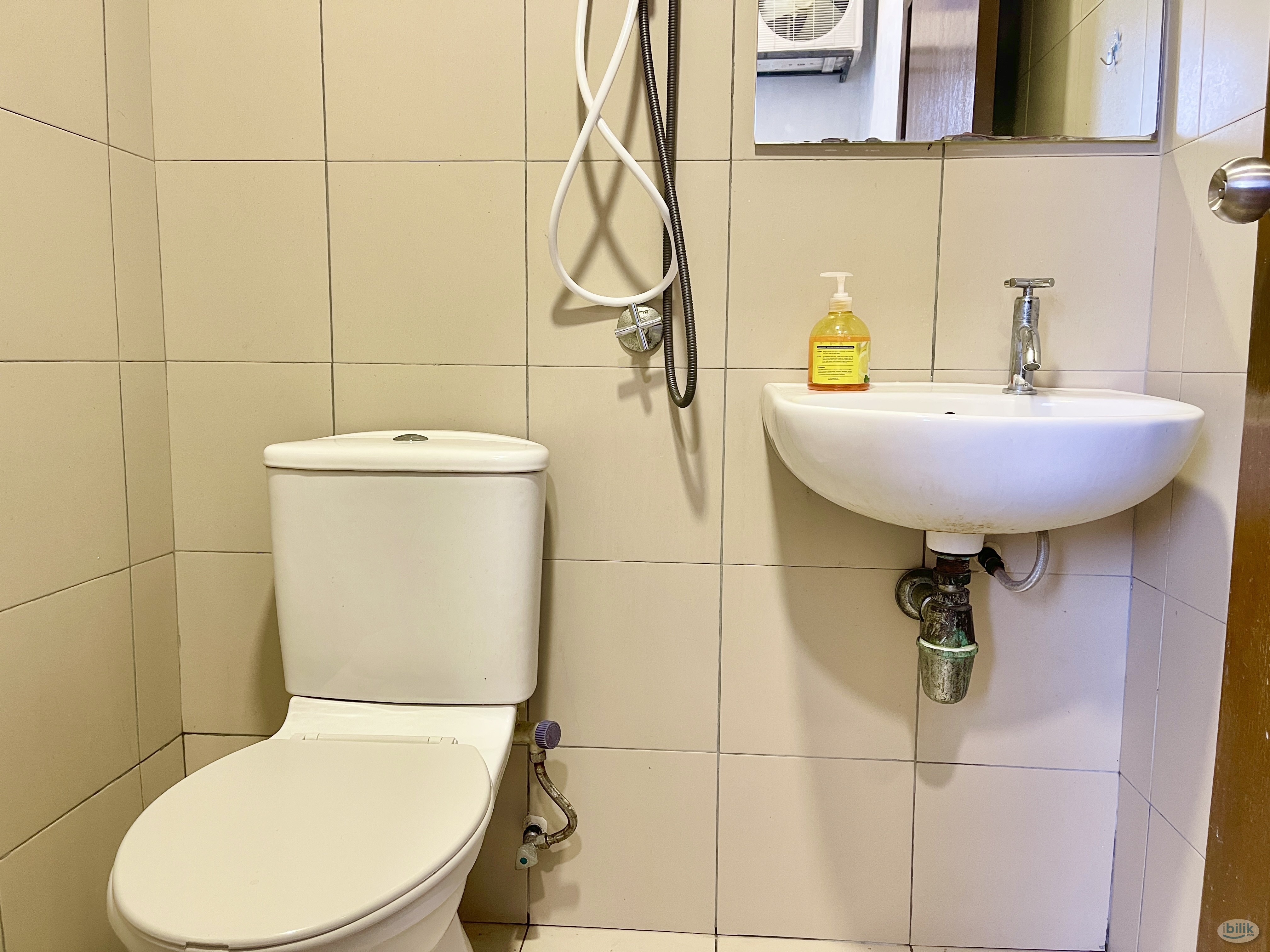 Regalia Residence Room For Rent @ Private Bathroom Walking Distance to PWTC - Image 5