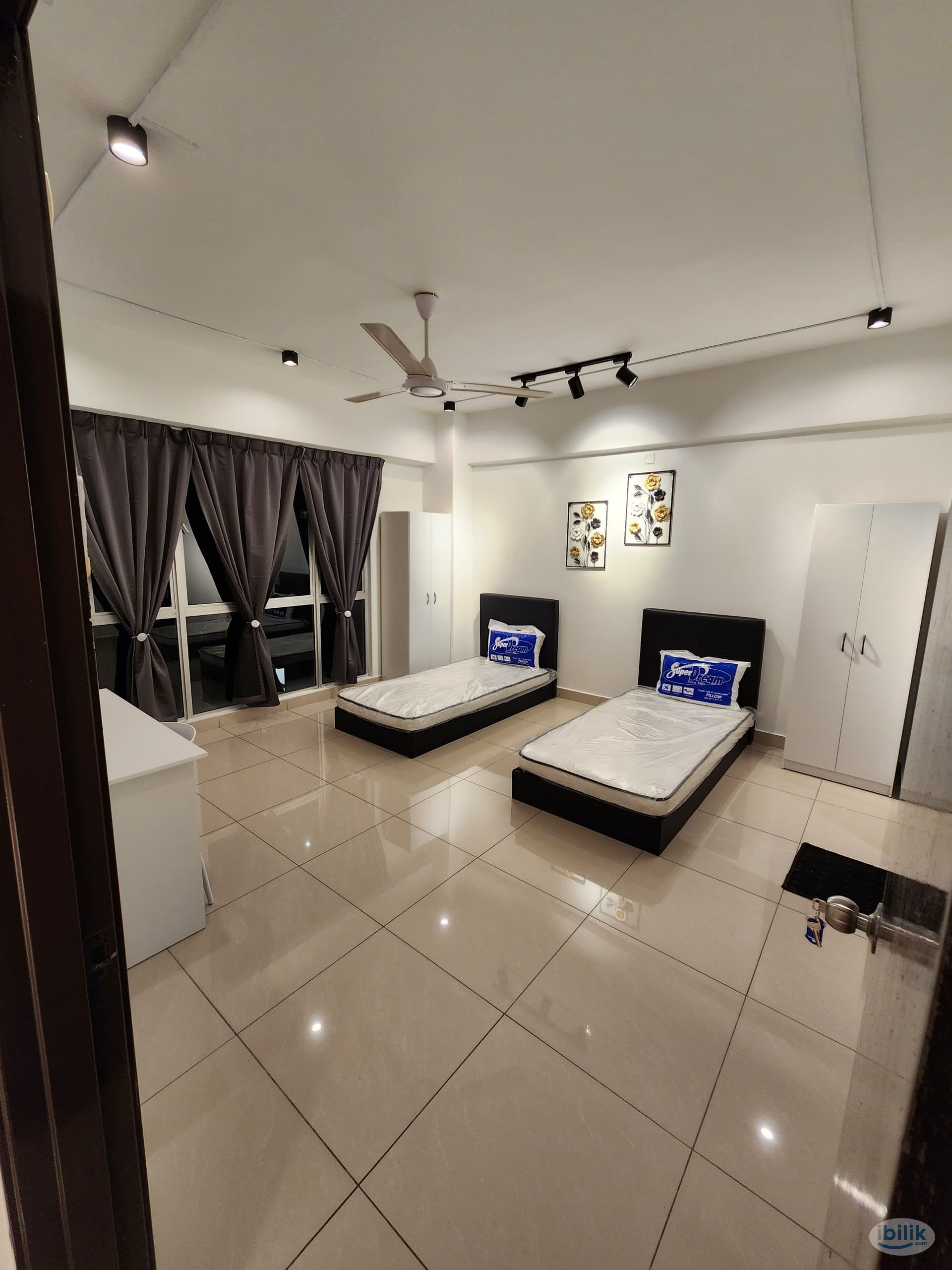 Female Room | Main Place Service Residence | Shopping Mall Access | Direct Access to LRT | All Utilities Covered | Fully - Image 3